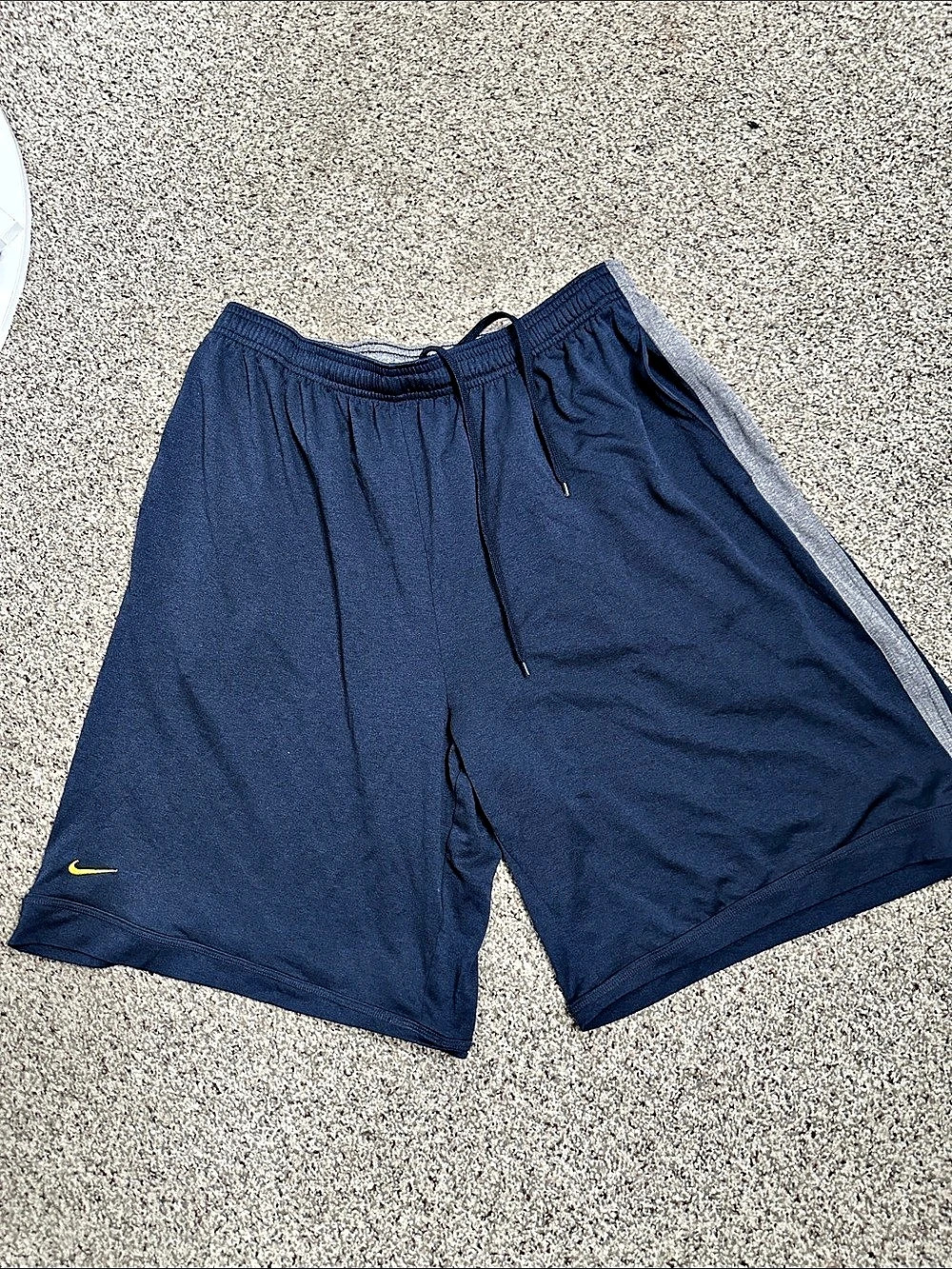 Nike Men's Athletic Shorts Blue & Gray Size XL